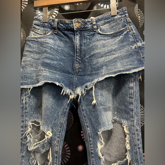 Zara Trafaluc Jeans Shorts Women’s Size 2 Blue Washed Distressed Cropped Holes - Picture 4 of 8